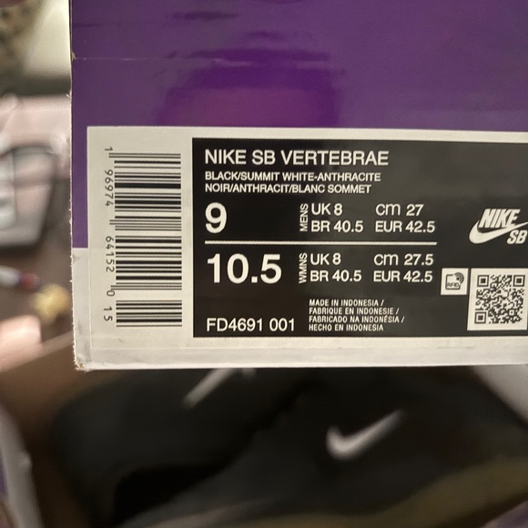 Nike Vertebrae SB Black Gum Men’s Shoe - Picture 7 of 9